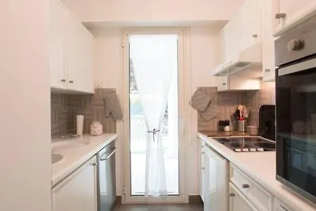 Riviera Апартаменты Мандельё-ла-Напуль